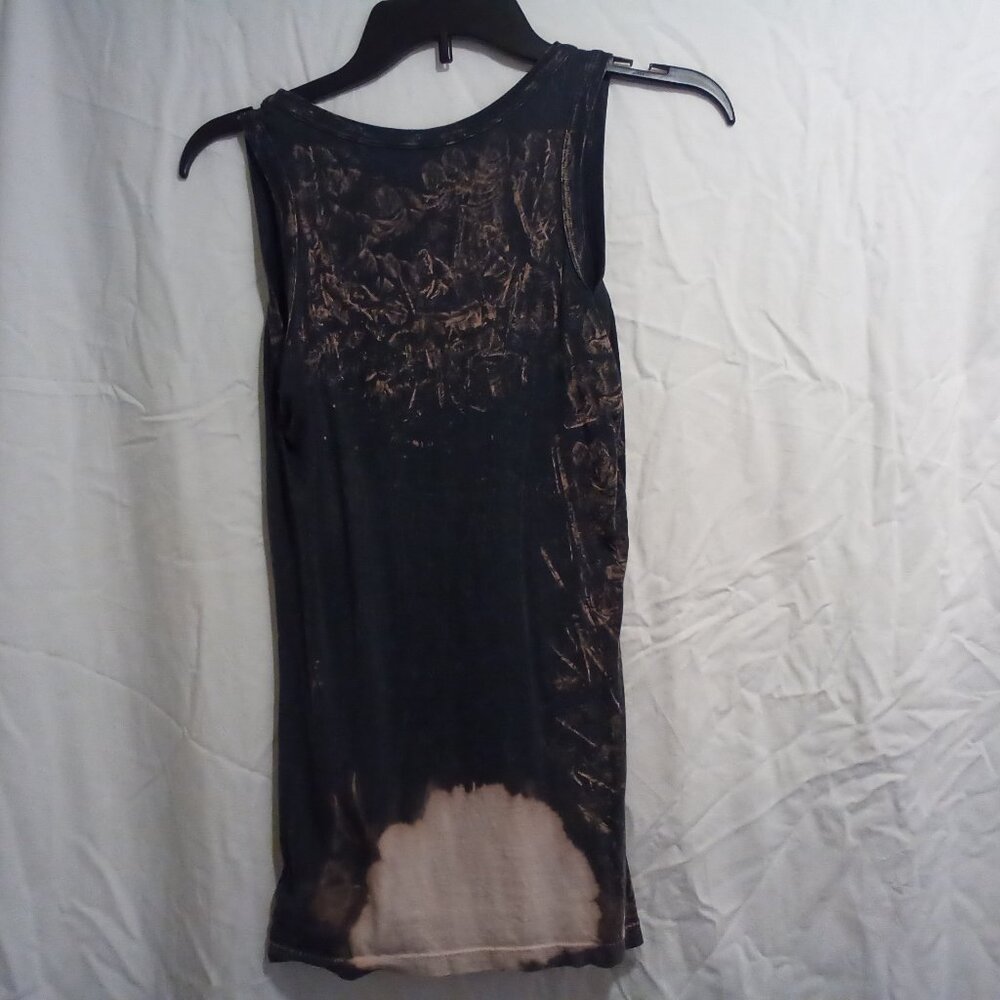 Tank Top - Picture 2 of 5